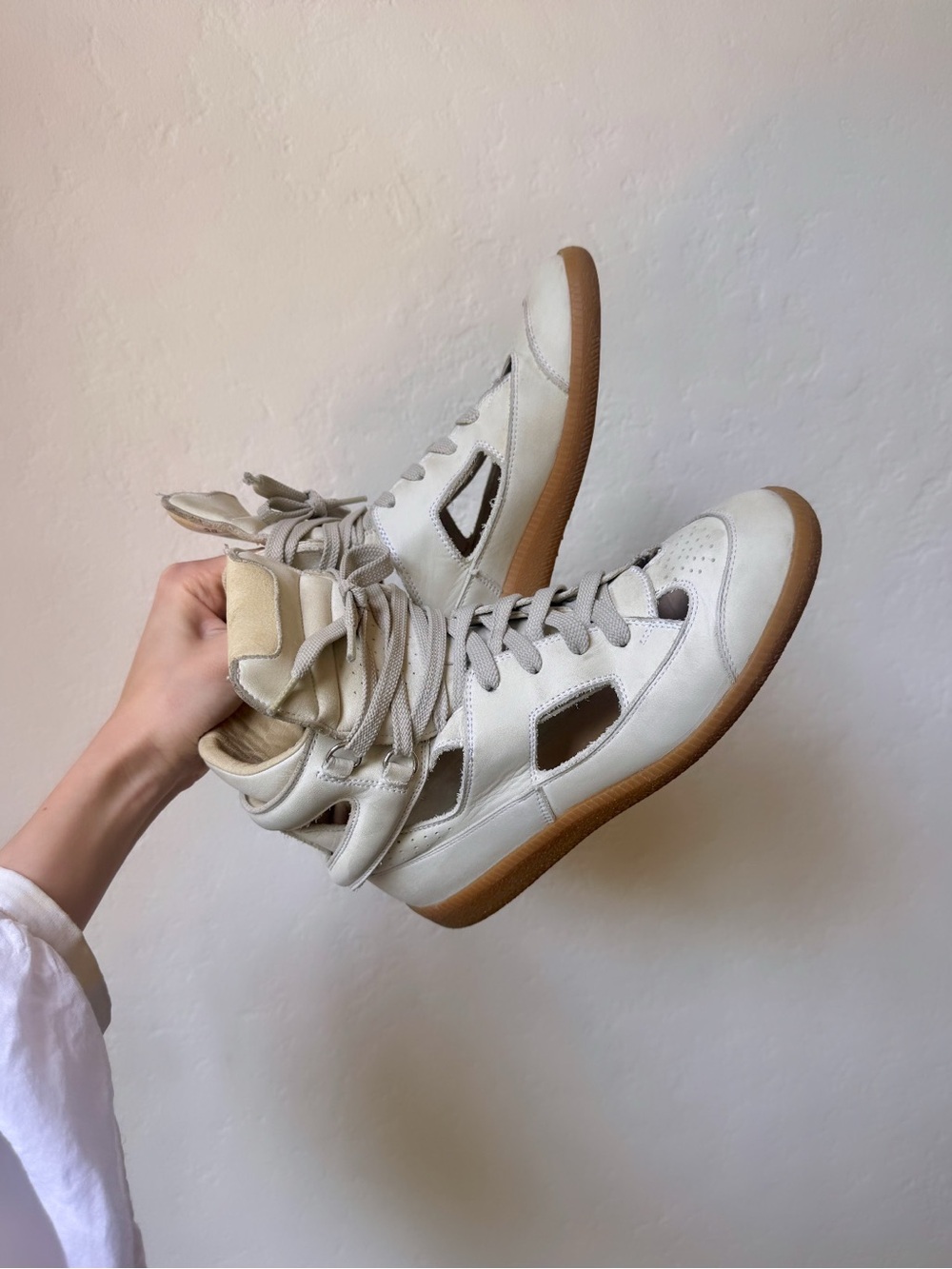 Vintage Maison Margiela beige leather cutout sneakers